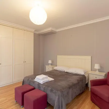 Apartamento In Excellent Neighborhood *